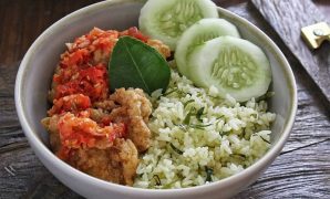 Resep Nasi Daun Jeruk Aroma Mewah Rasa Bikin Nagih Resep Nasi Daun Jeruk Aroma Mewah Rasa Bikin Nagih